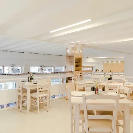 Fonda Llabres Boutique 3* الكوذيا